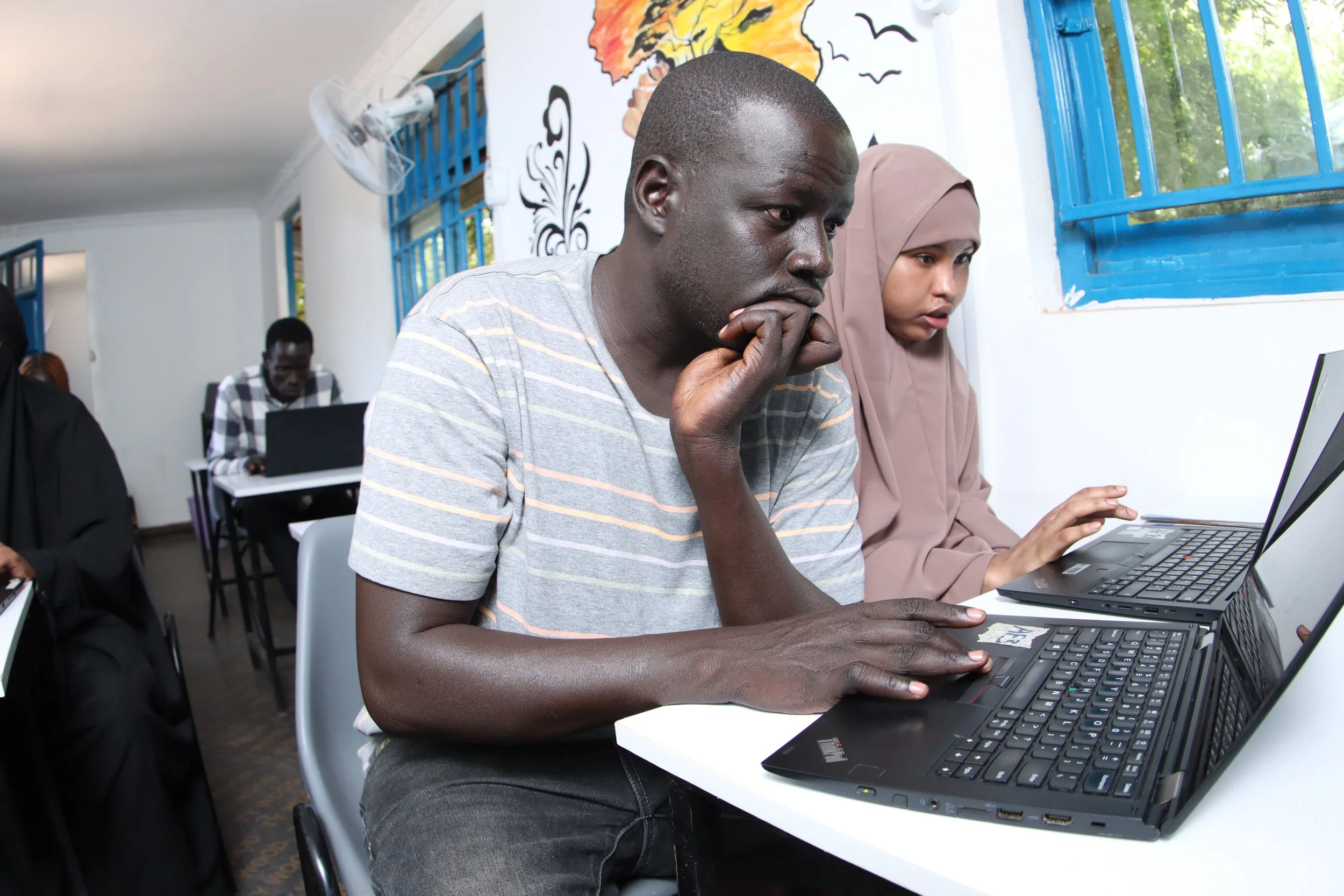 Computer & Mobile Technicians